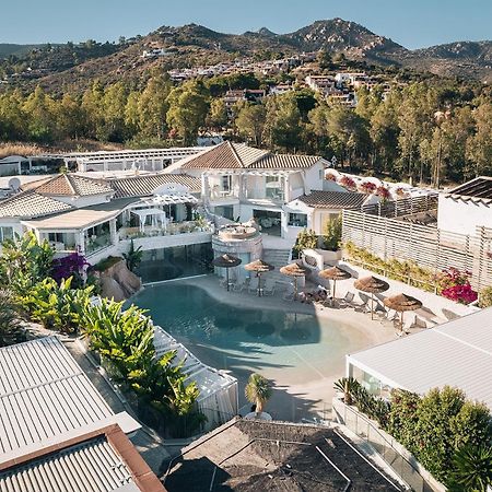 Hotel Oasi Blu Sardinia Santa Margherita di Pula Esterno foto