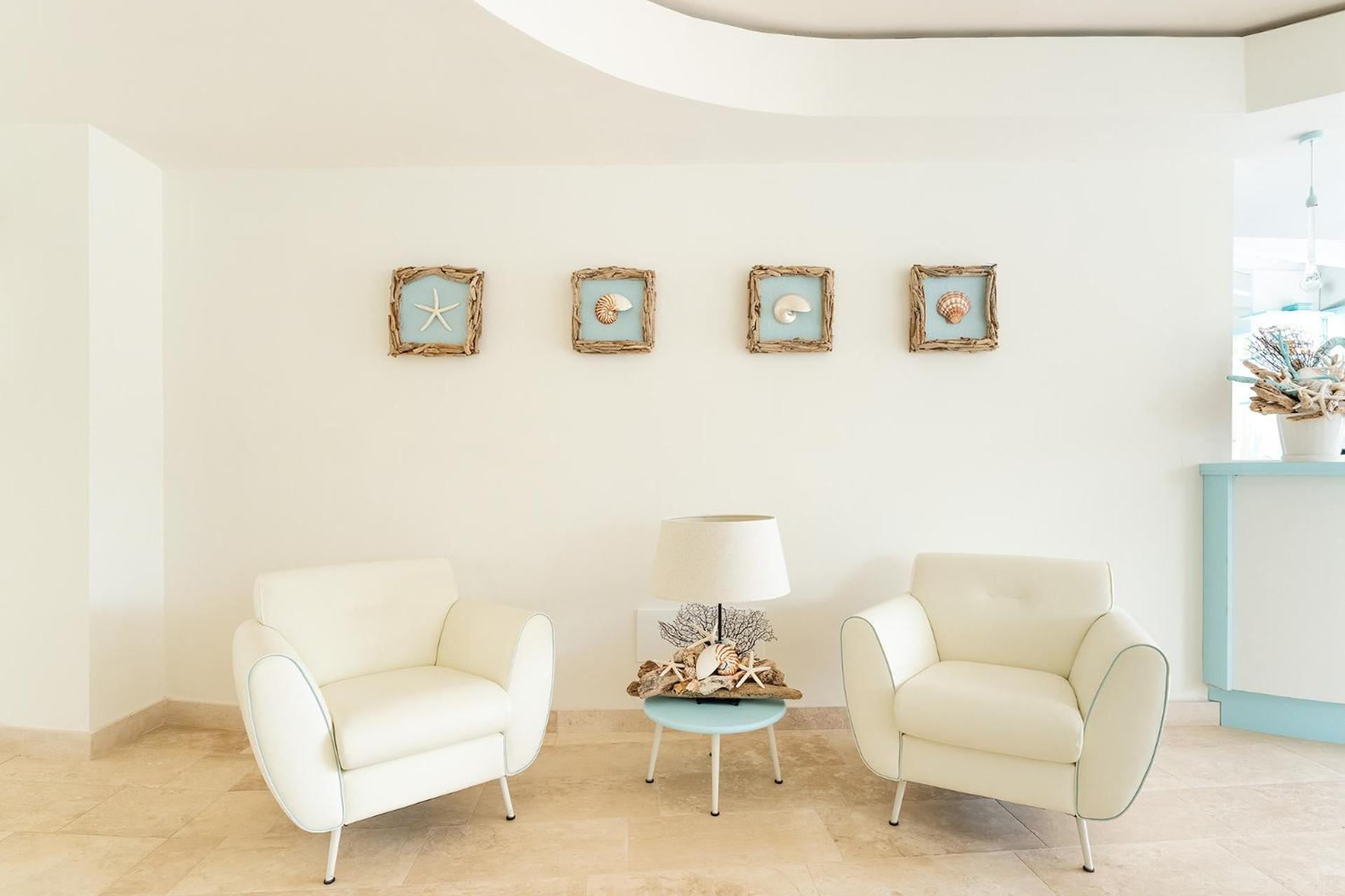 Hotel Oasi Blu Sardinia Santa Margherita di Pula Esterno foto