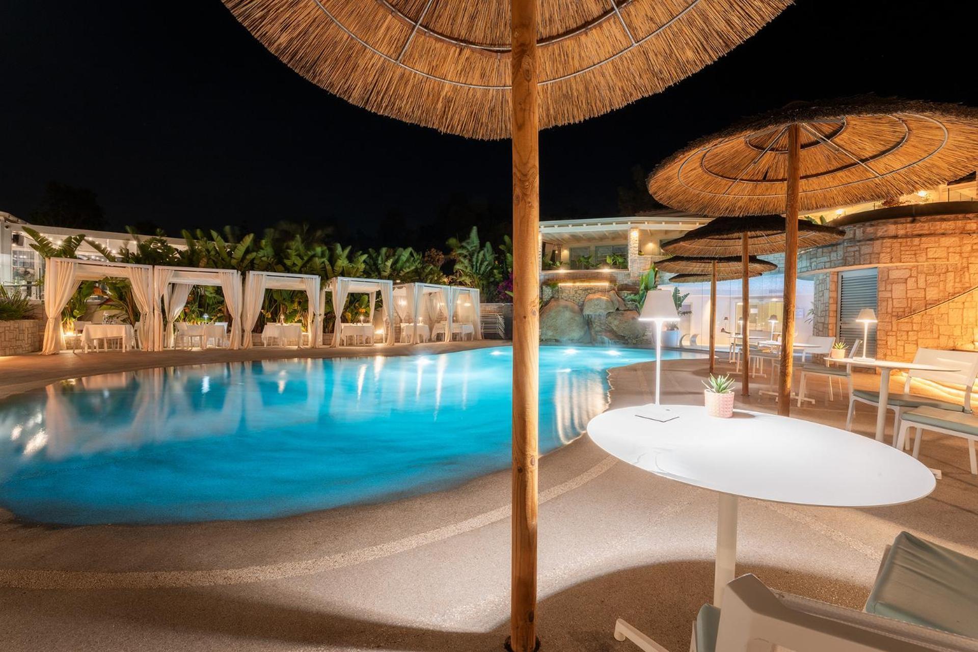 Hotel Oasi Blu Sardinia Santa Margherita di Pula Esterno foto