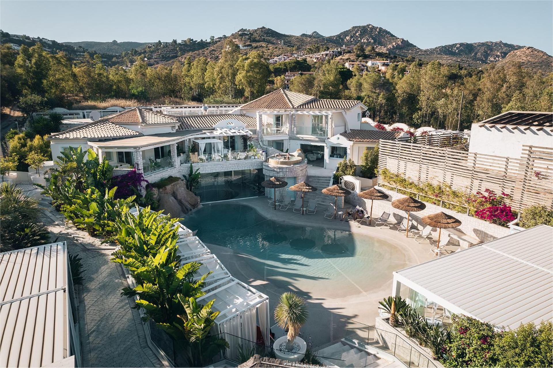 Hotel Oasi Blu Sardinia Santa Margherita di Pula Esterno foto