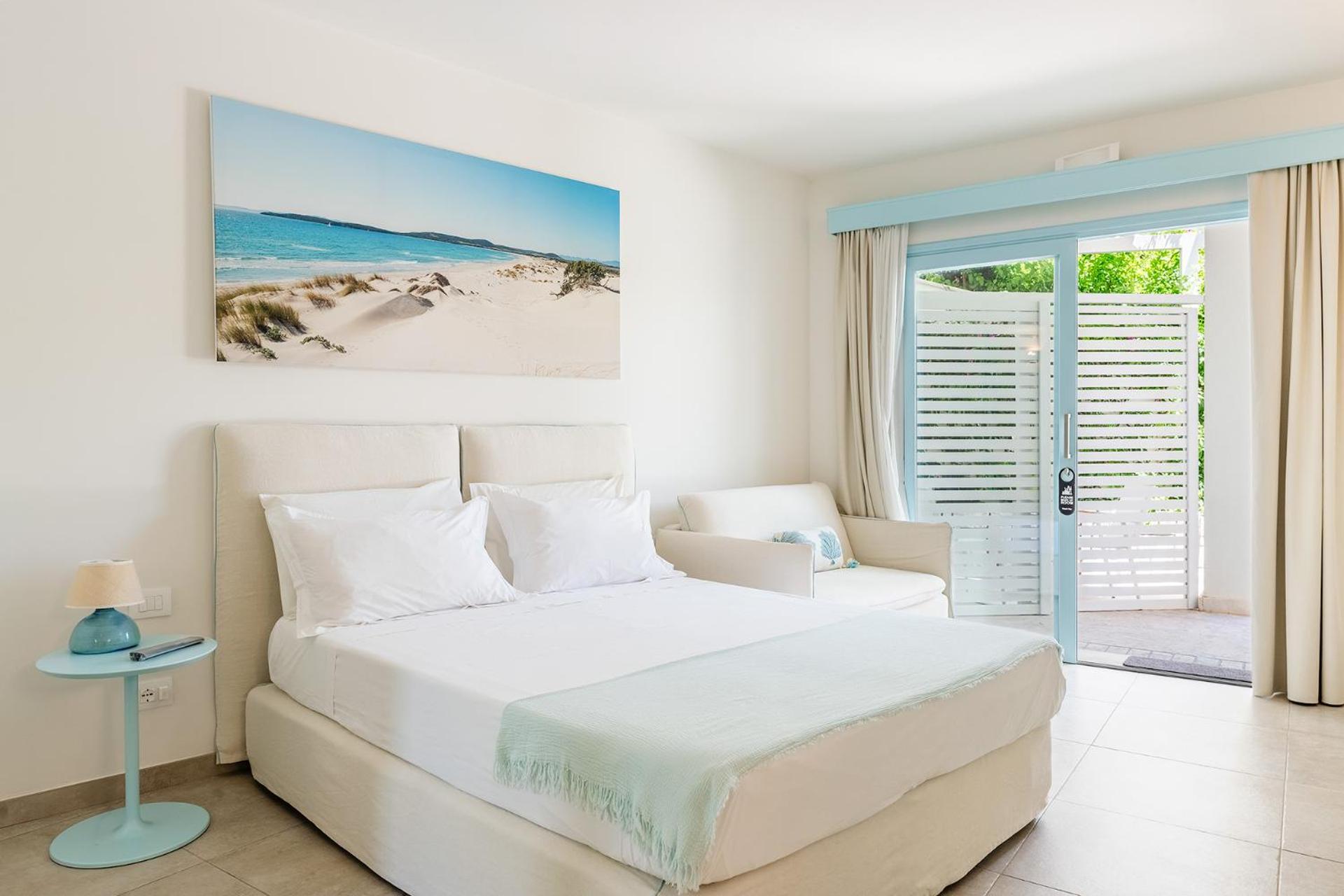 Hotel Oasi Blu Sardinia Santa Margherita di Pula Esterno foto