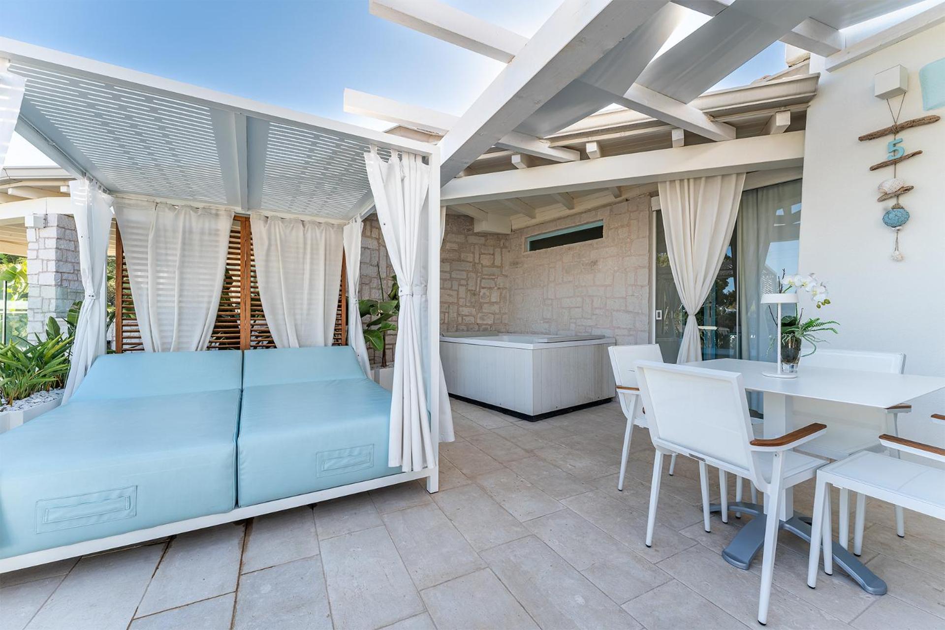 Hotel Oasi Blu Sardinia Santa Margherita di Pula Esterno foto